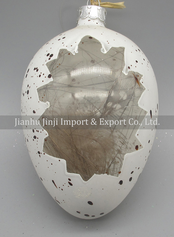 Glass easter egg with colour paint