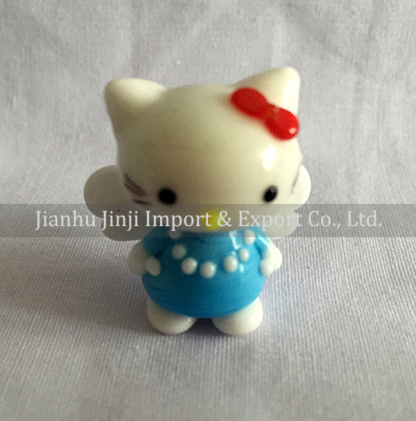 Glass ketty cat