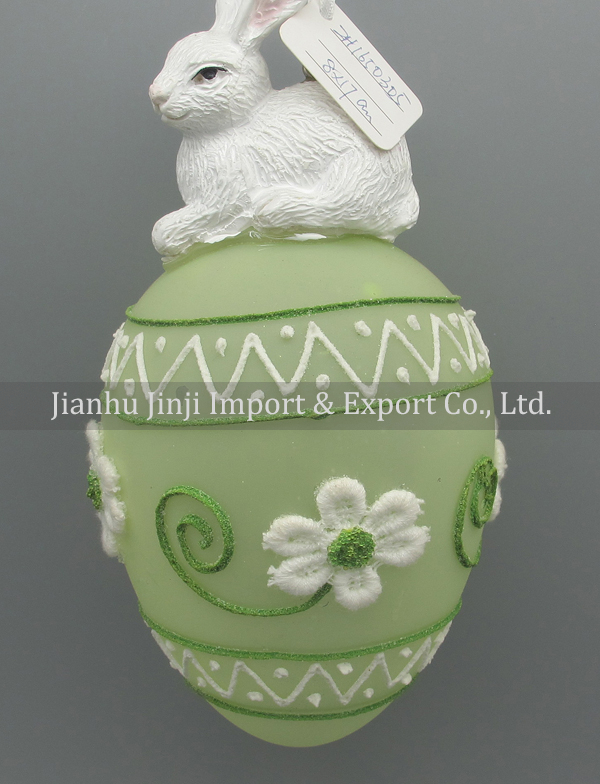 Glass easter egg with colour paint