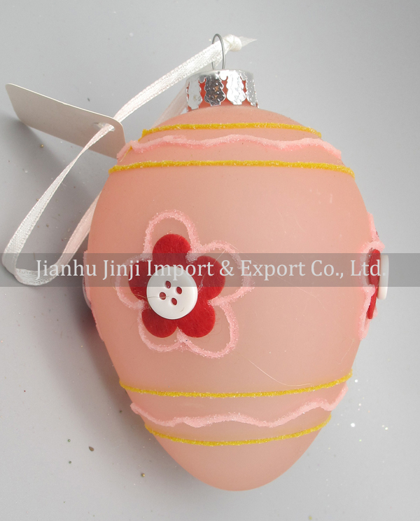 Glass easter egg with colour paint