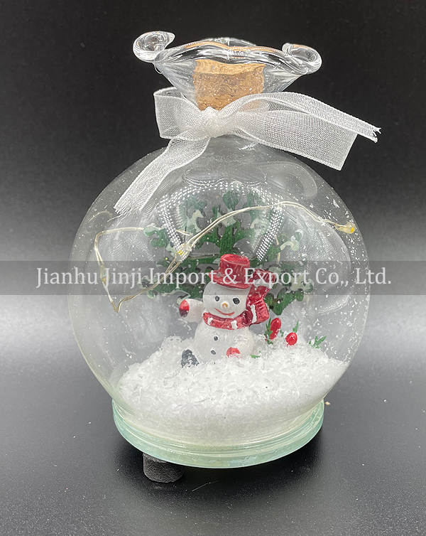 Christmas glass pendent