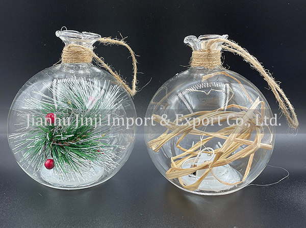 Christmas glass pendent