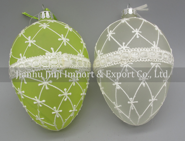 Glass easter egg with colour paint