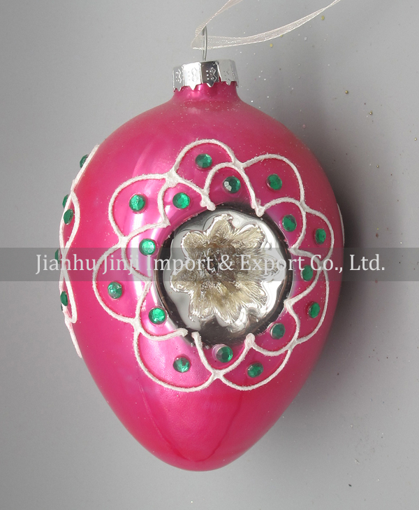 Glass easter egg with colour paint