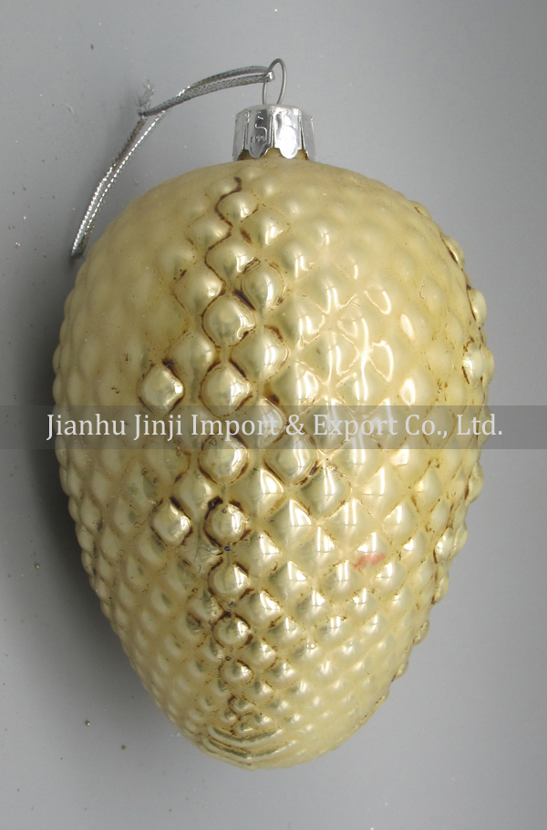 Glass easter egg with colour paint