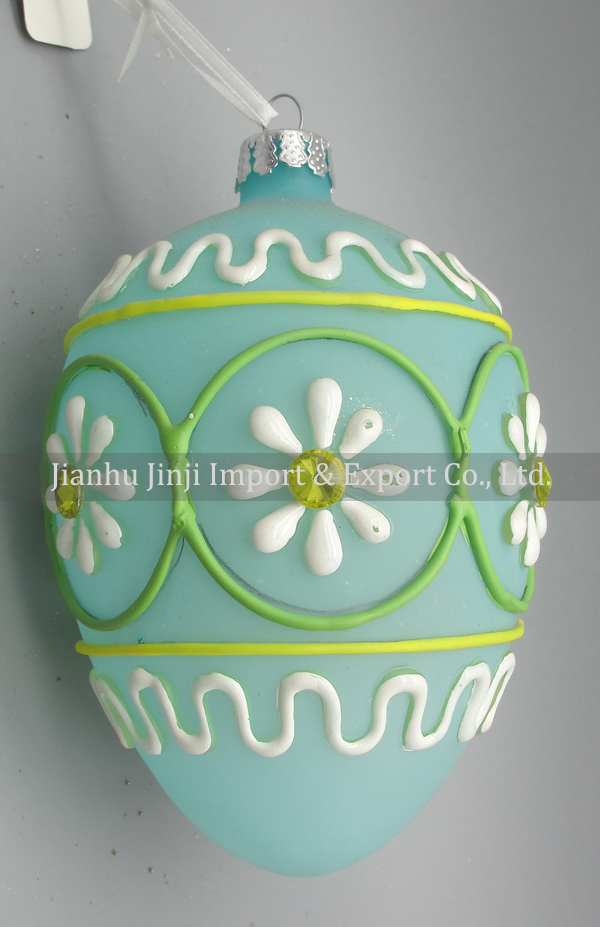 Glass easter egg with colour paint