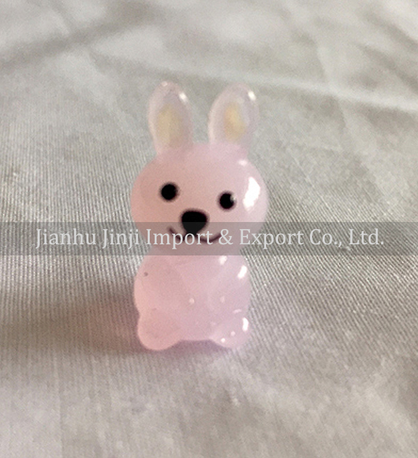 Glass rabbit
