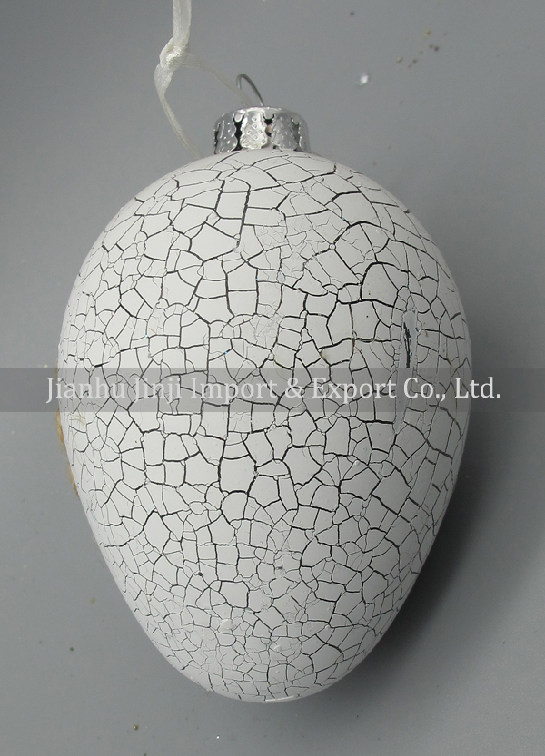 Glass easter egg with colour paint