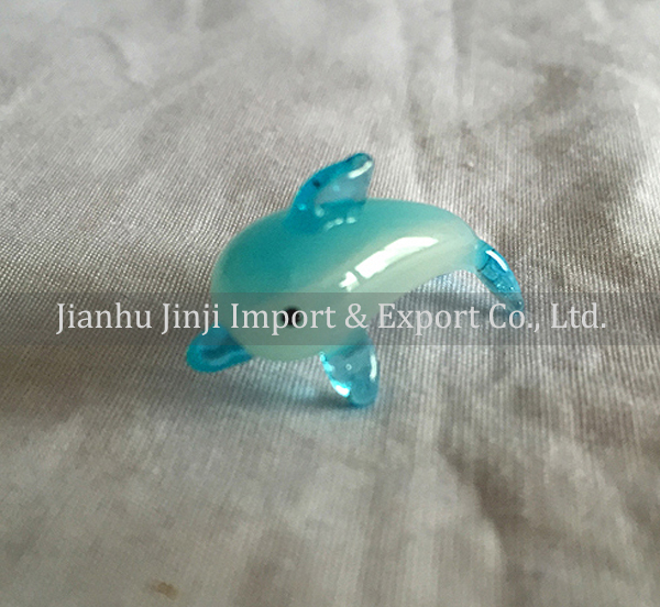 Glass dolphin