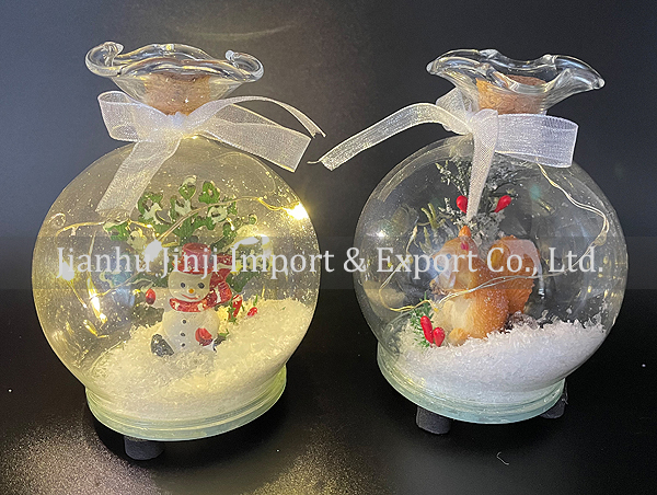 Christmas glass pendent