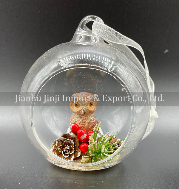 Christmas glass pendent