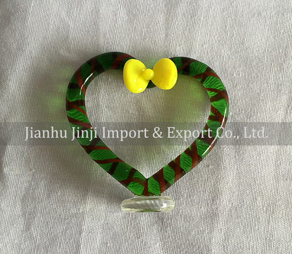 Glass heart and knob