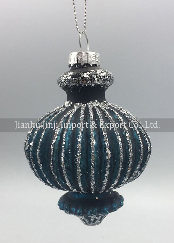 Christmas glass pendent