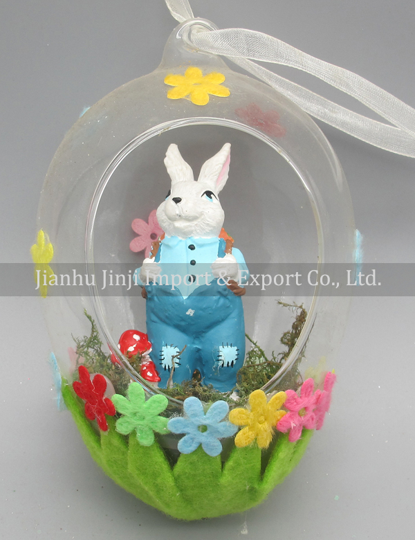 Glass easter egg with colour paint