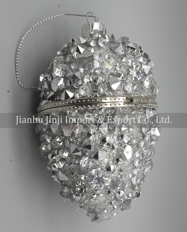 Glass easter egg with colour paint